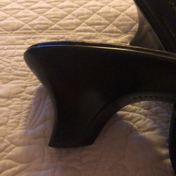 Apostrophe sandals - Picture 5 of 5